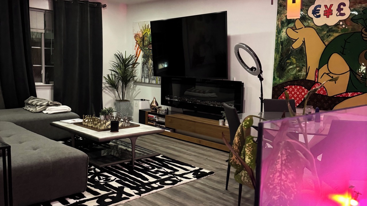 Photo of Livingroom in Getty Square