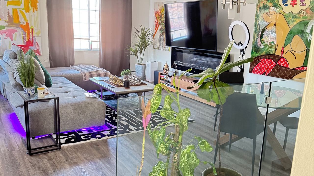 Photo of Livingroom in Getty Square