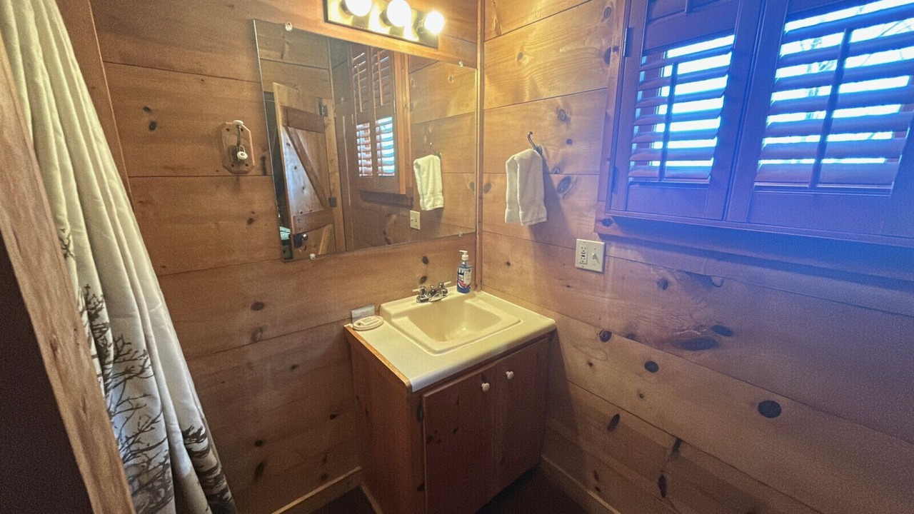 Photo of Bathroom in Morganton