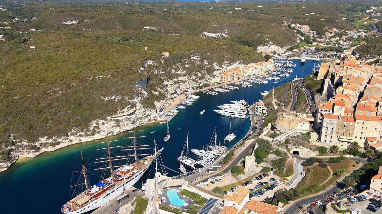 Photo of Others in Lecci