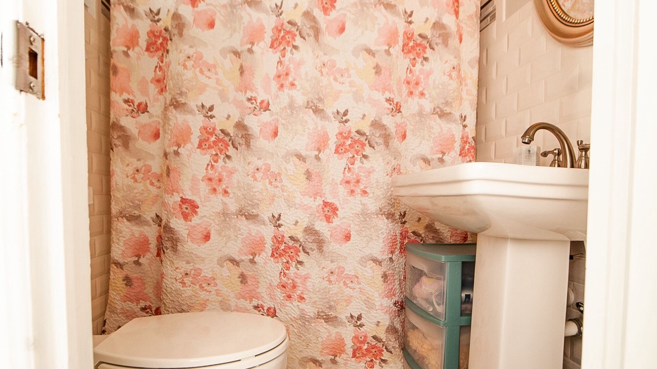 Photo of Bathroom in Laurel