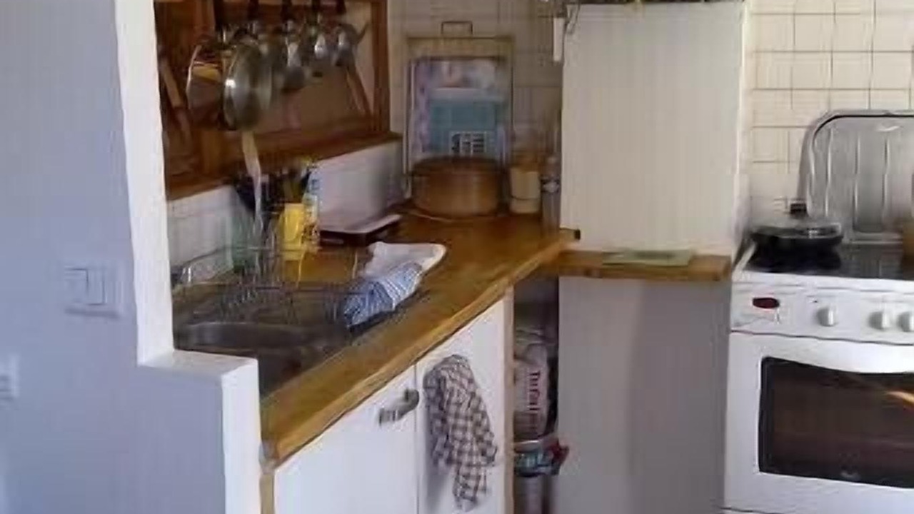 Photo of Kitchen in Quartier de la Folie-Mericourt
