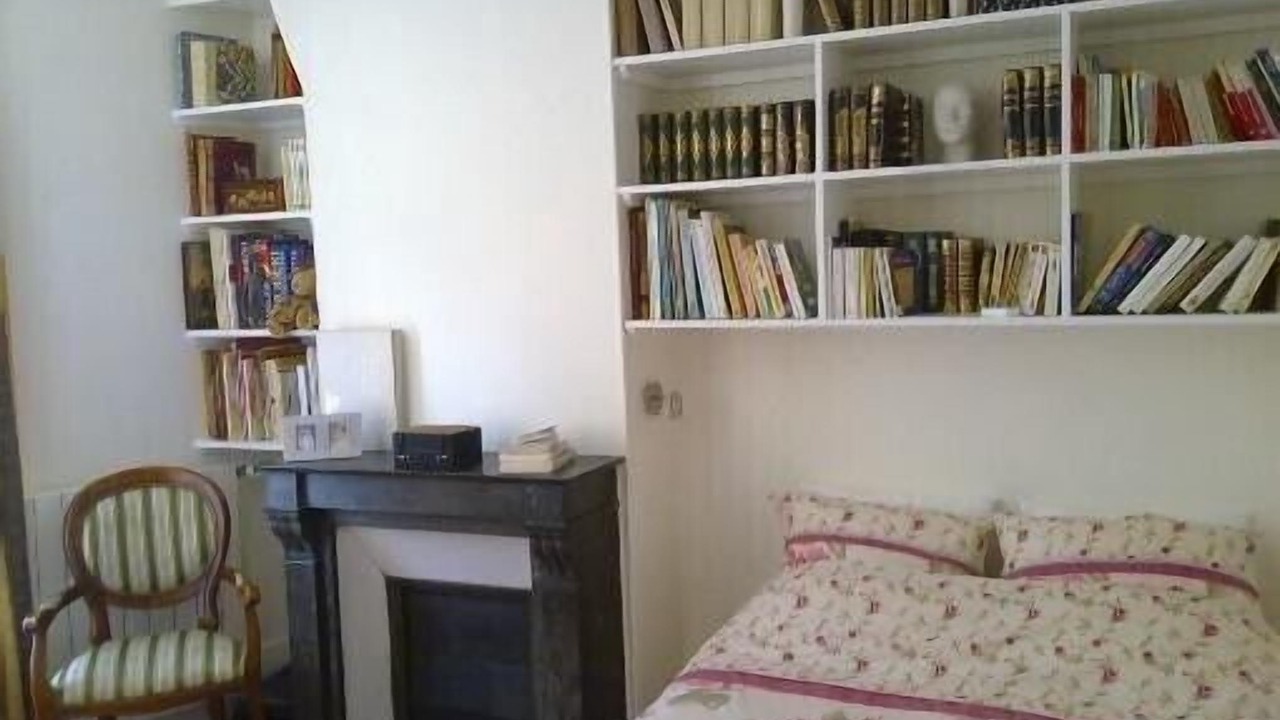 Photo of Bedroom in Quartier de la Folie-Mericourt