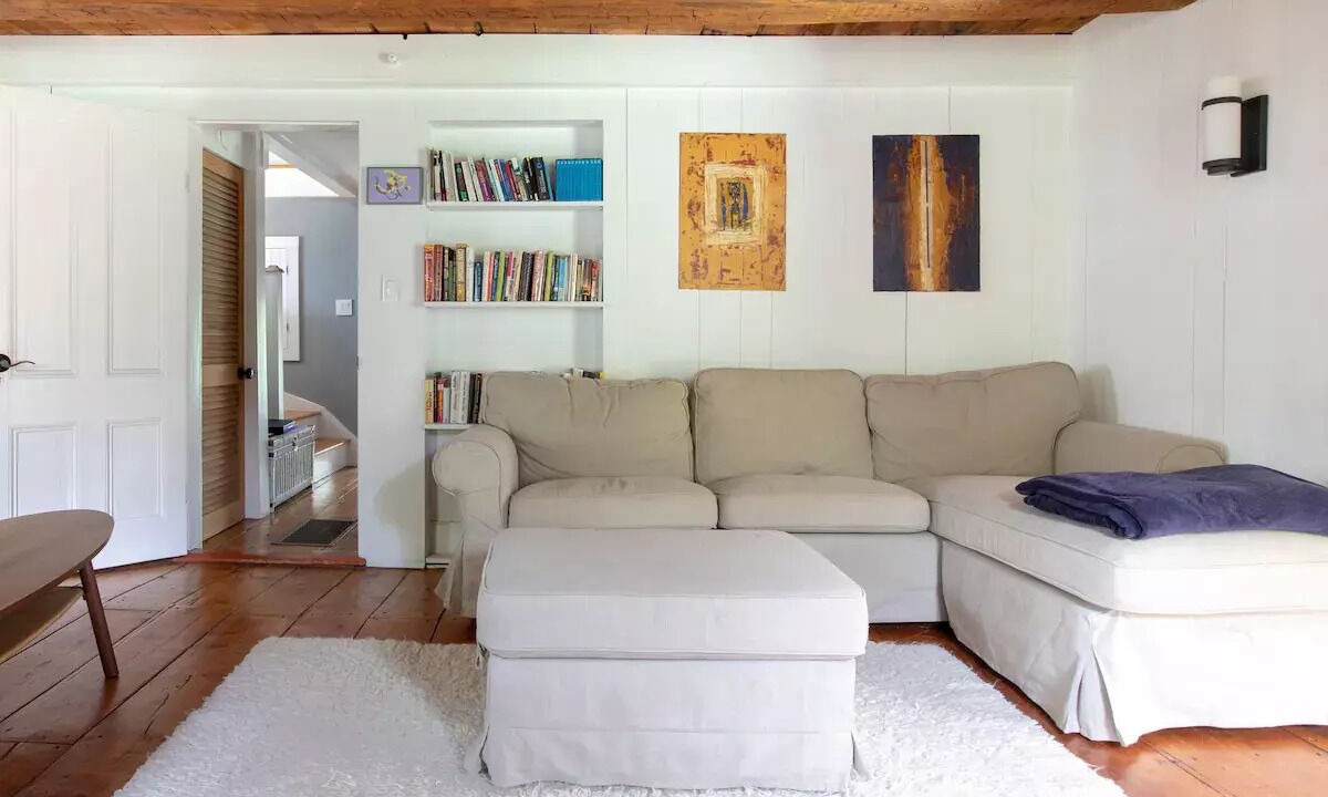 Photo of Livingroom in Wallkill