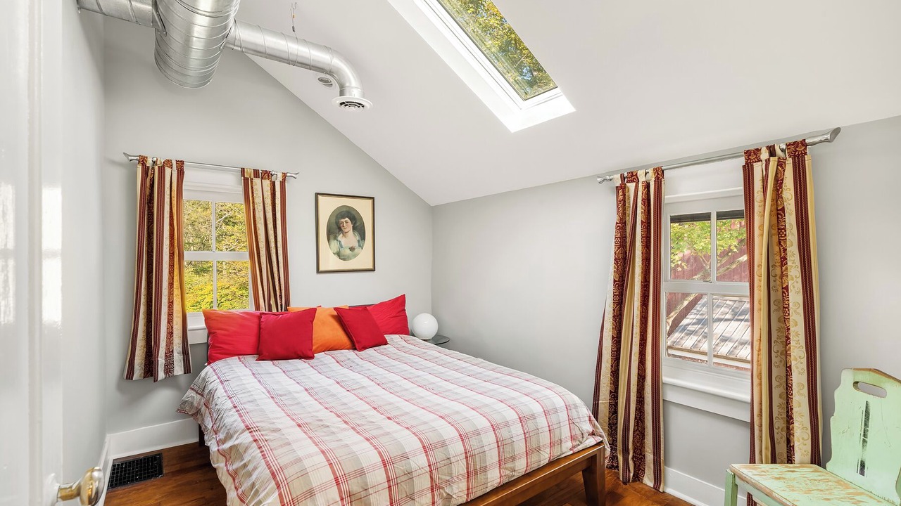 Photo of Bedroom in Wallkill