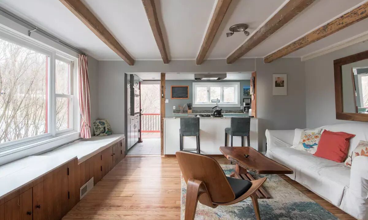 Photo of Livingroom in Wallkill