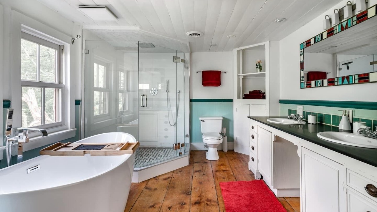 Photo of Bathroom in Wallkill