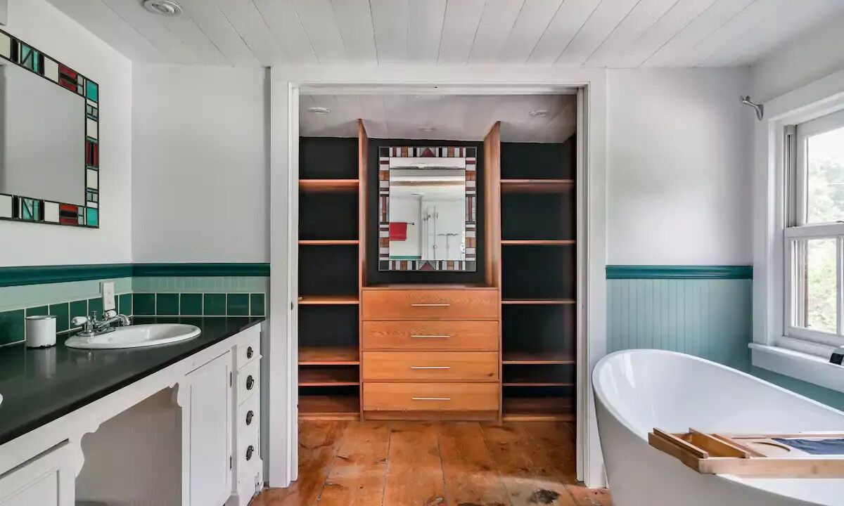 Photo of Bathroom in Wallkill