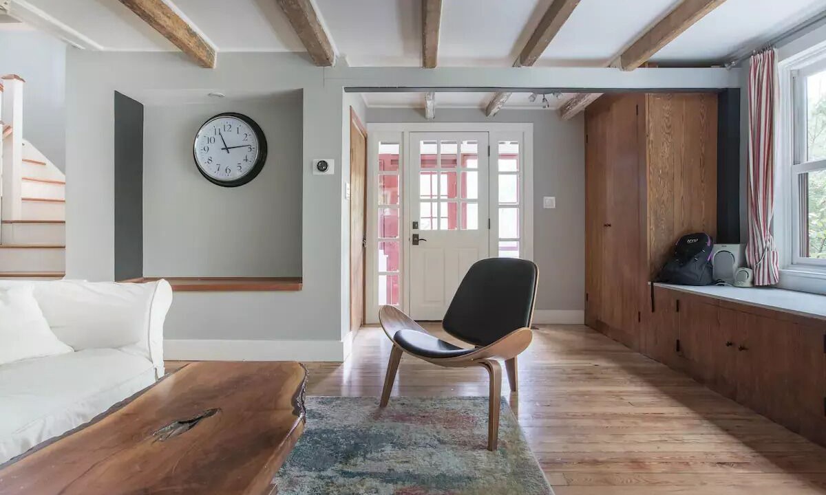 Photo of Livingroom in Wallkill