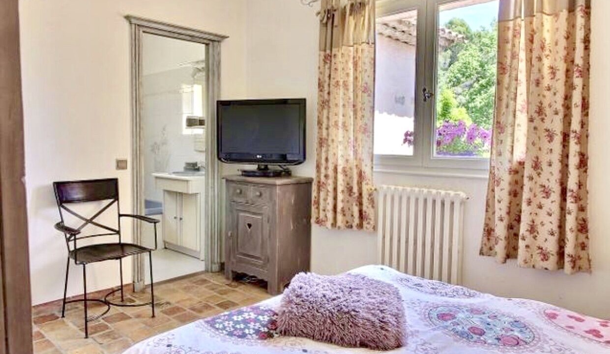 Photo of Bedroom in Le Rouret
