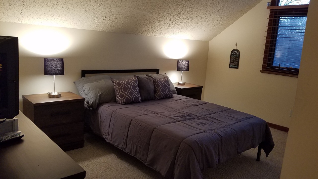 Photo of Bedroom in Roseland