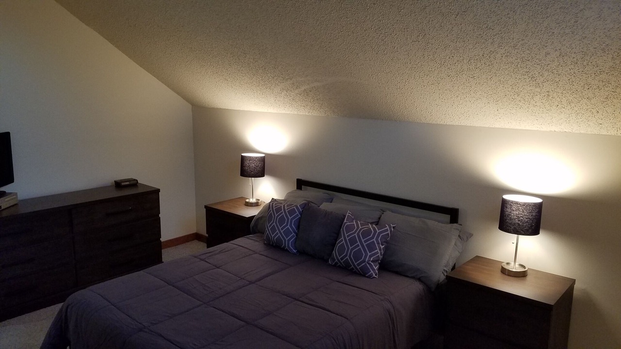 Photo of Bedroom in Roseland