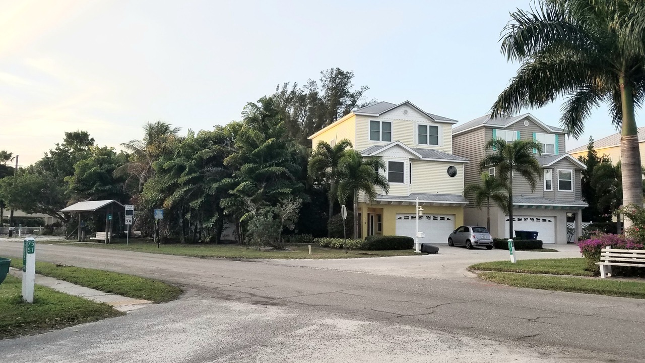 Photo of Others in Holmes Beach