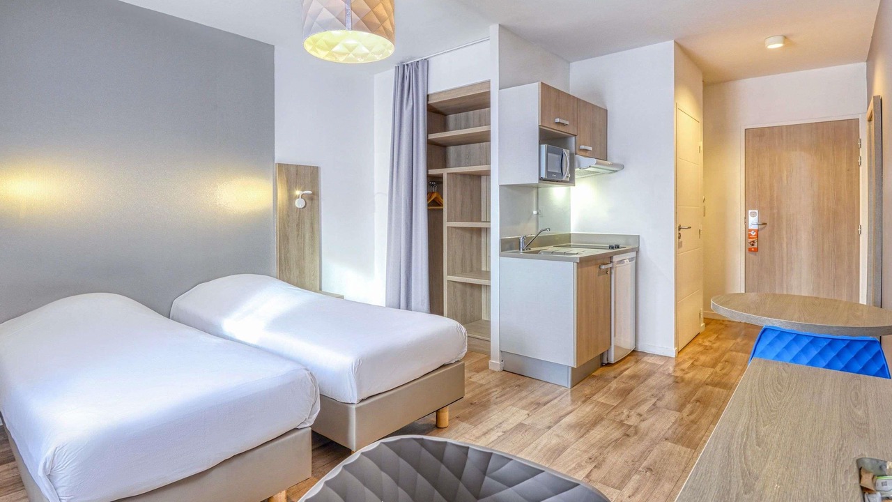 Photo of Bedroom in Saint-Nazaire