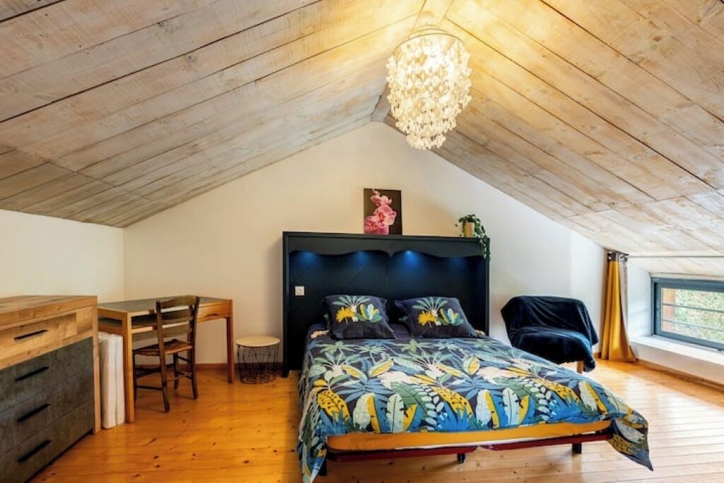 Photo of Bedroom in Montreuil-Bellay