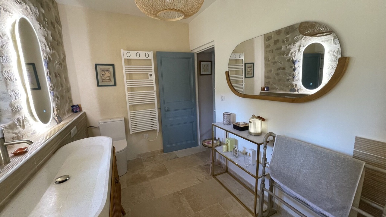 Photo of Bathroom in Saint-Andre-de-Roquepertuis