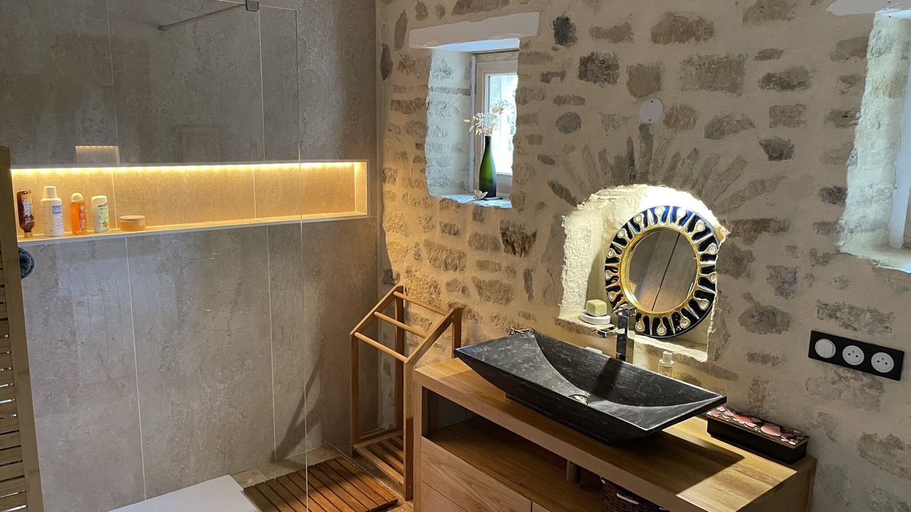 Photo of Bathroom in Saint-Andre-de-Roquepertuis