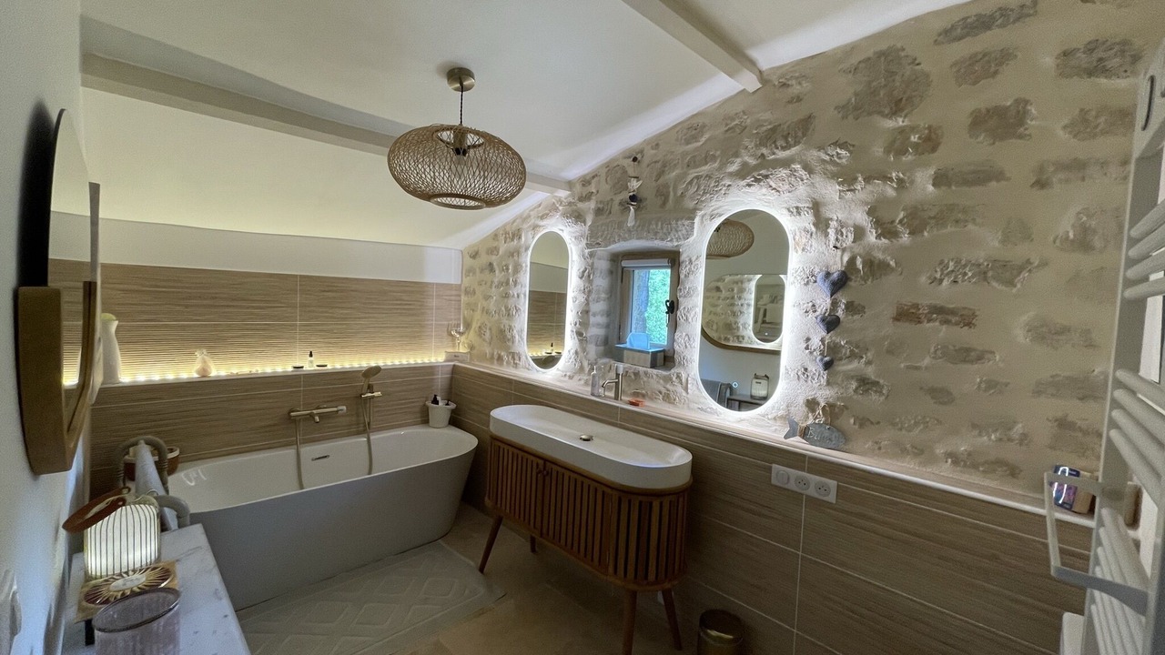 Photo of Bathroom in Saint-Andre-de-Roquepertuis