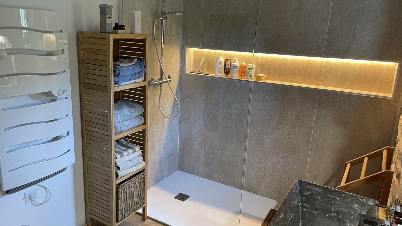 Photo of Bathroom in Saint-Andre-de-Roquepertuis