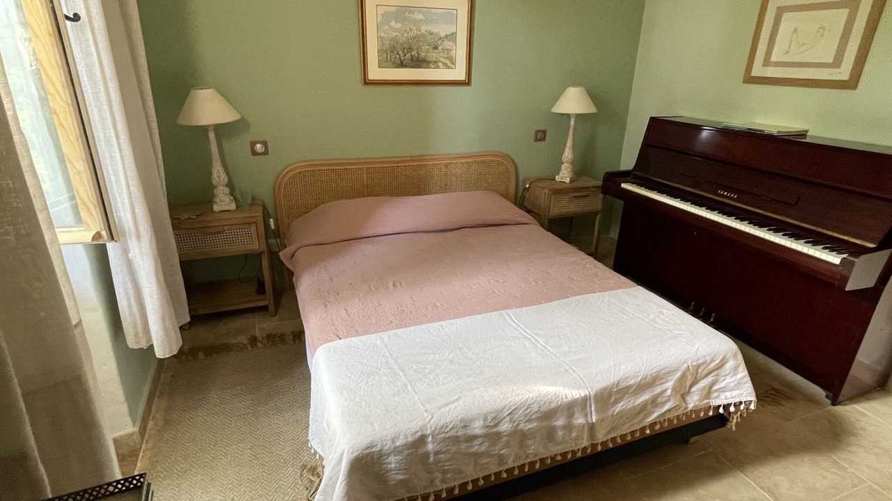 Photo of Bedroom in Saint-Andre-de-Roquepertuis