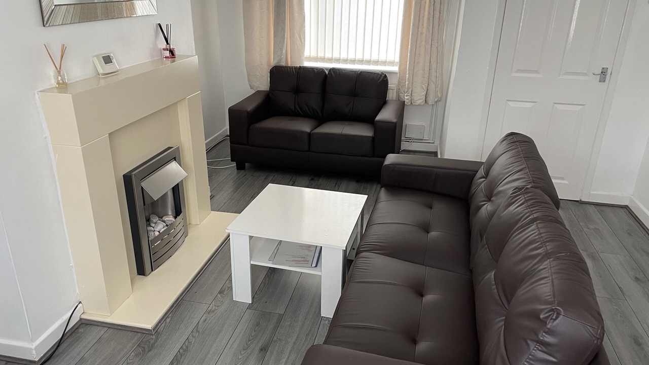 Photo of Livingroom in Leigh