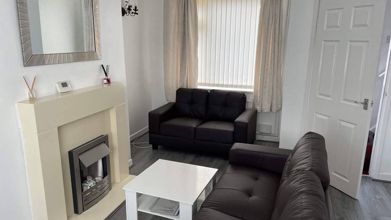 Photo of Livingroom in Leigh