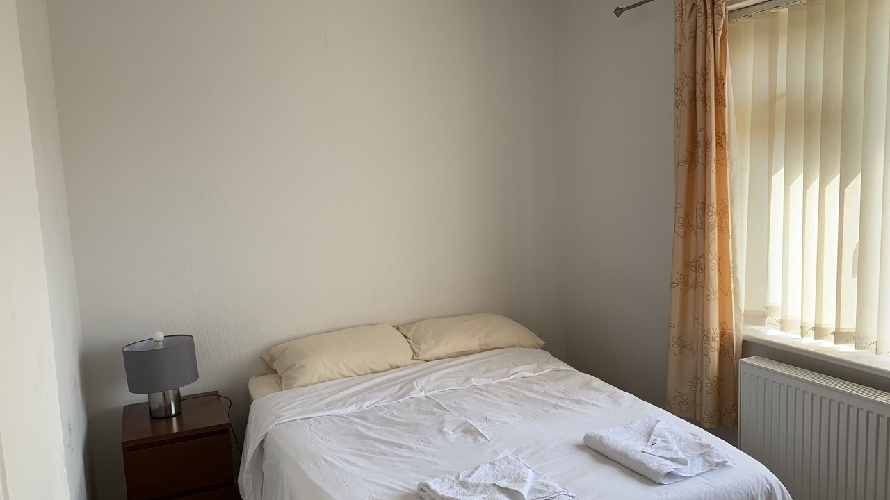Photo of Bedroom in Leigh