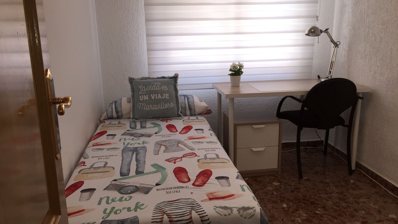 Photo of Bedroom in San Vicente del Raspeig