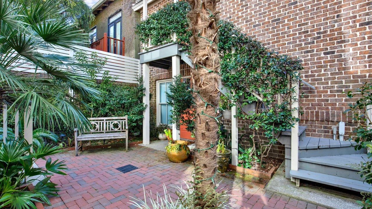 Photo of Patio Balcony in Historic District - North