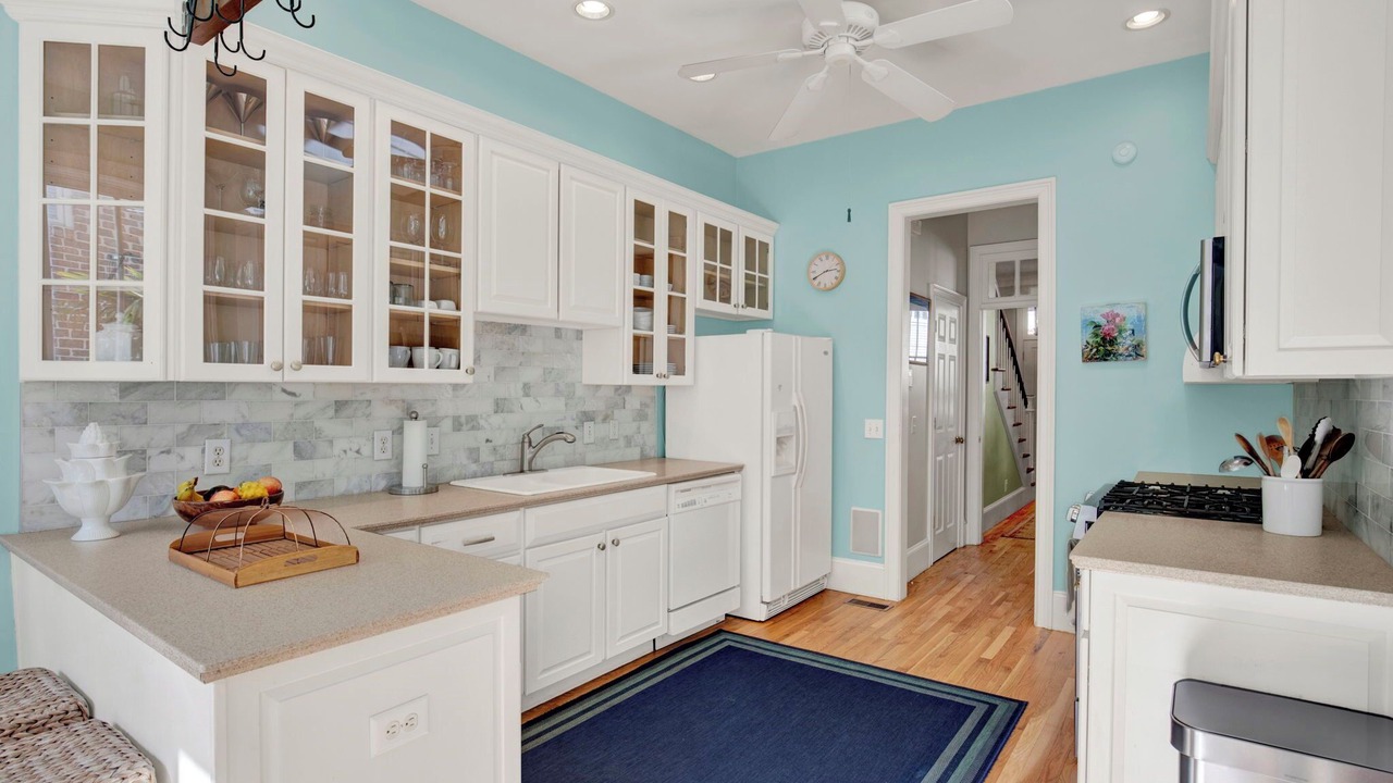 Photo of Kitchen in Historic District - North