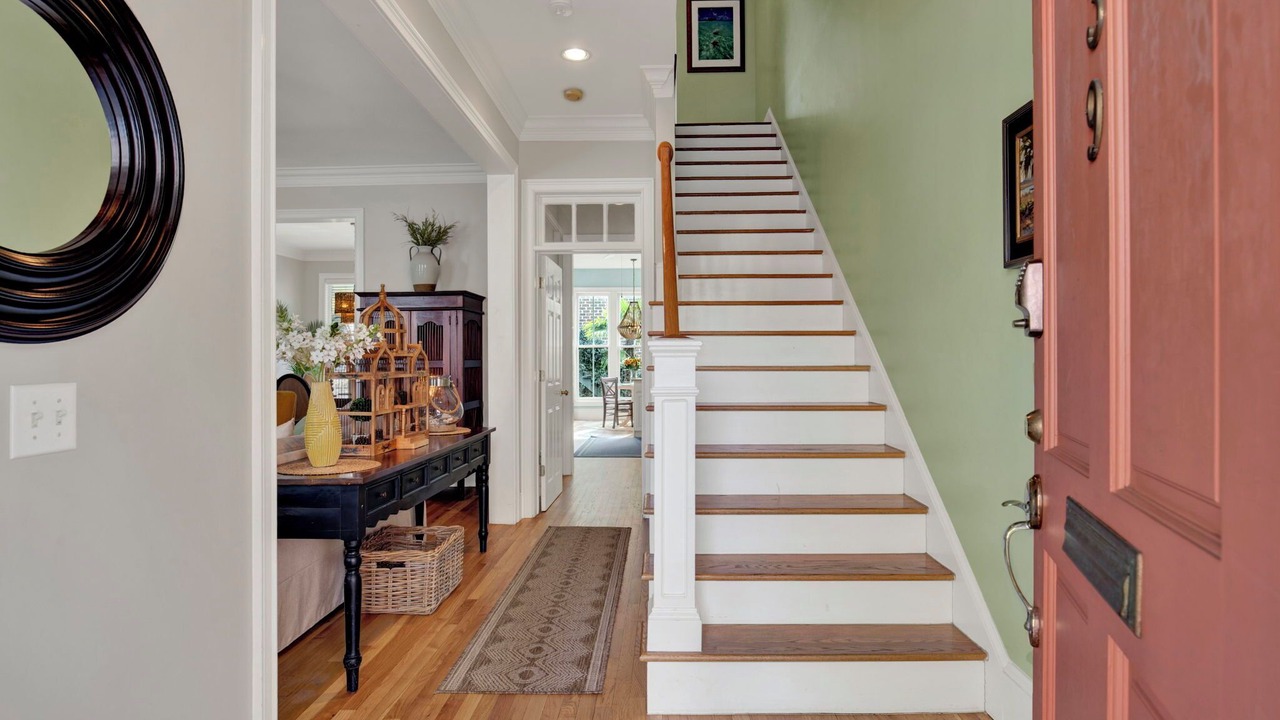 Photo of Others in Historic District - North