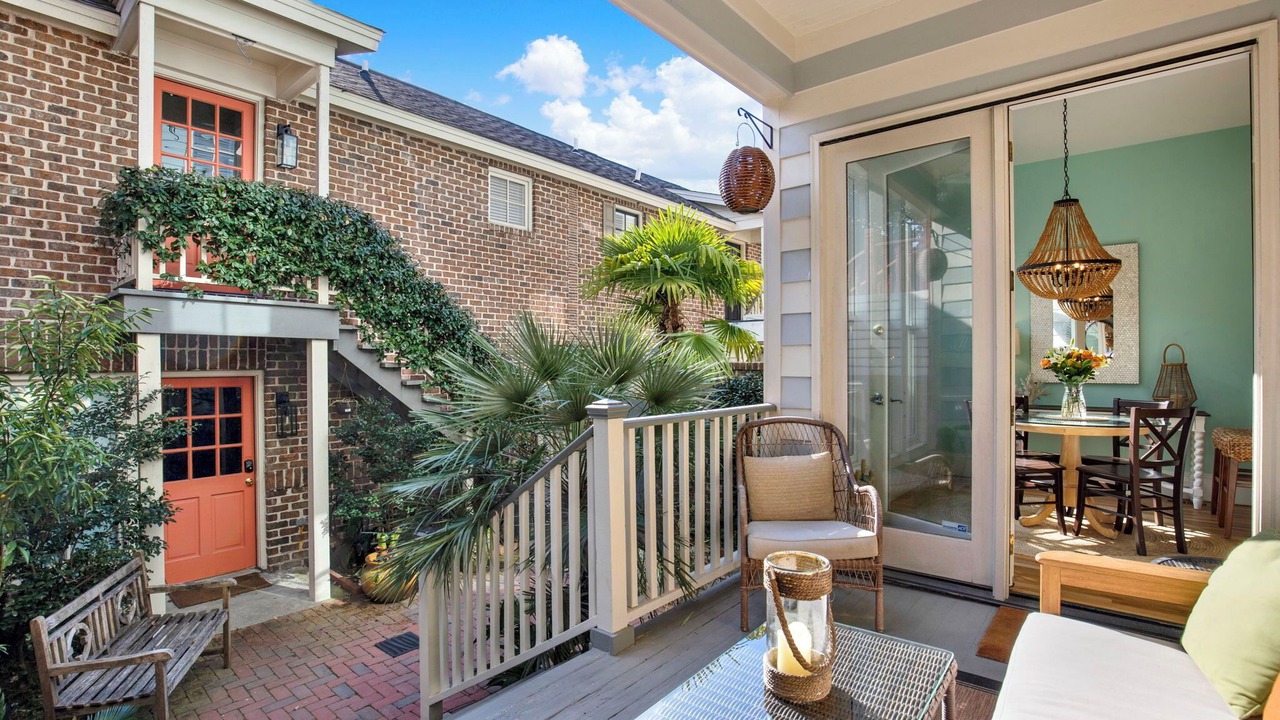 Photo of Outdoor in Historic District - North