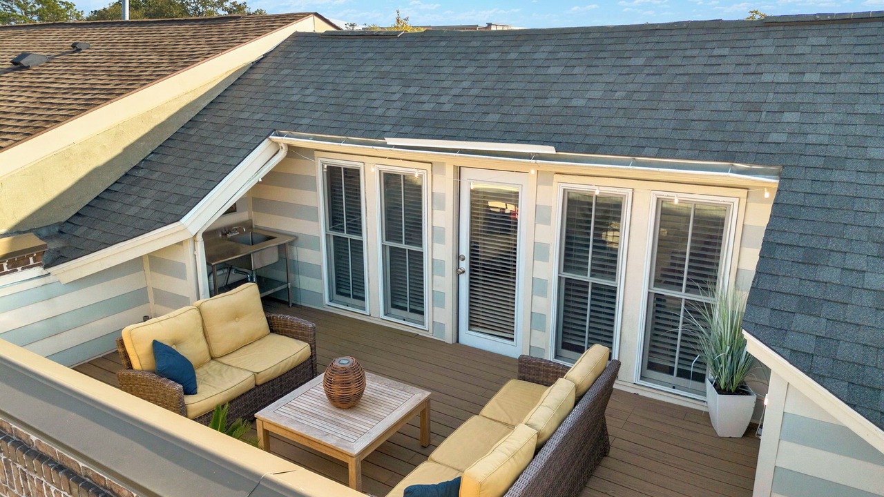 Photo of Patio Balcony in Historic District - North
