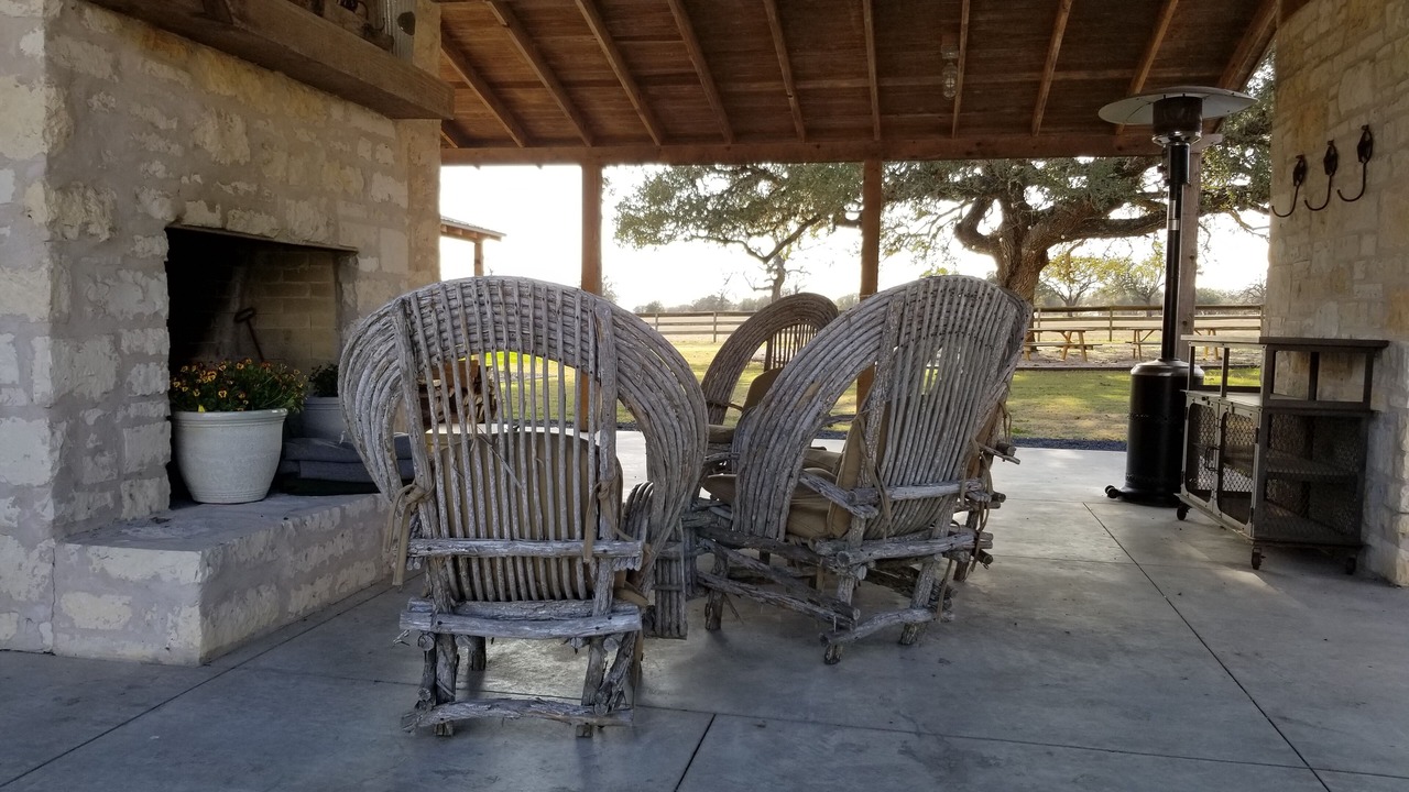 Photo of Livingroom in Round Top