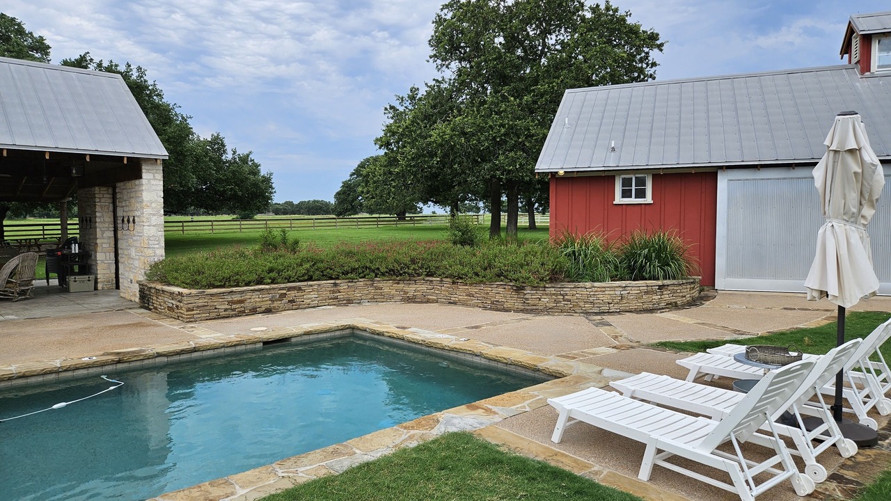Photo of Outdoor in Round Top