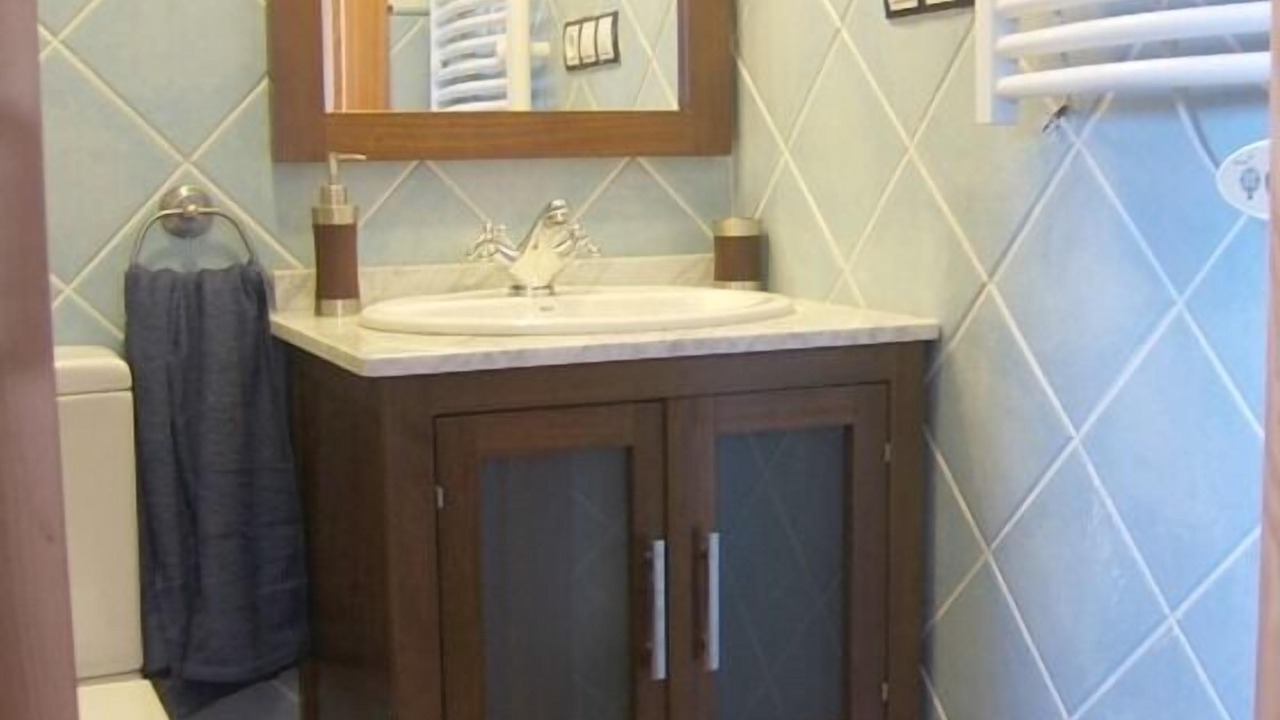 Photo of Bathroom in Farreres-Suanya-Comtals-Sta.Caterina-L'oller-La Guia