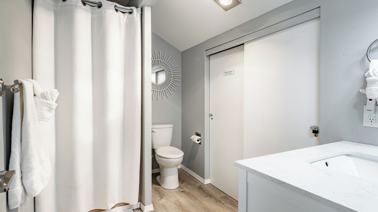 Photo of Bathroom in Birch Bay