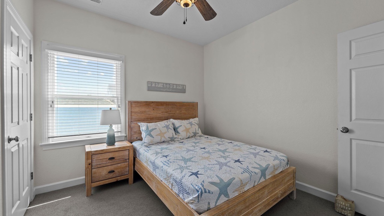 Photo of Bedroom in Nags Head