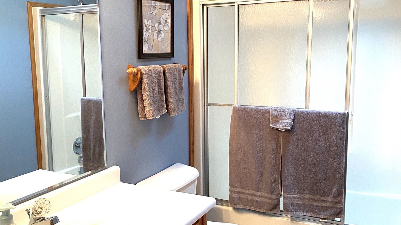 Photo of Bathroom in Seneca
