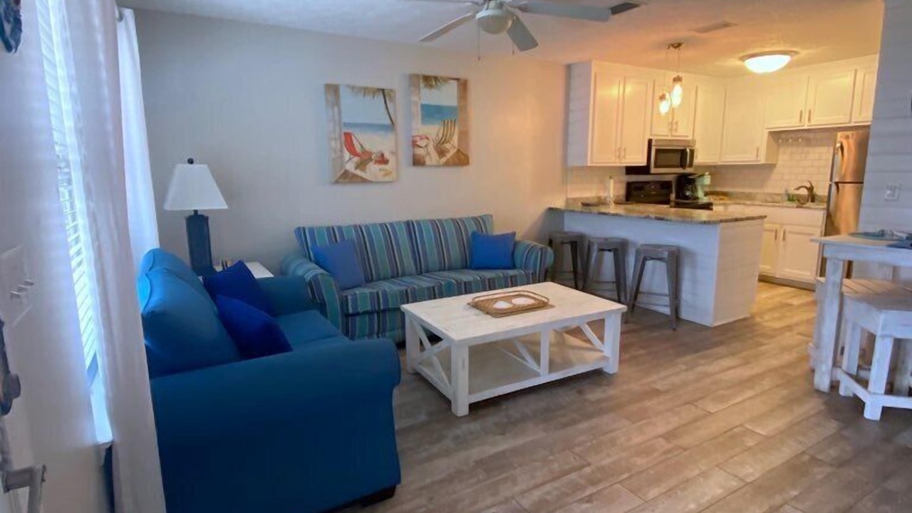 Photo of Livingroom in West Panama City Beach