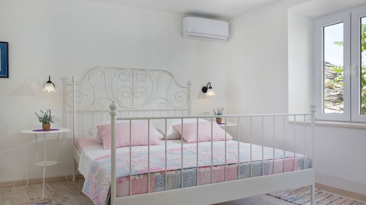 Photo of Bedroom in Brela