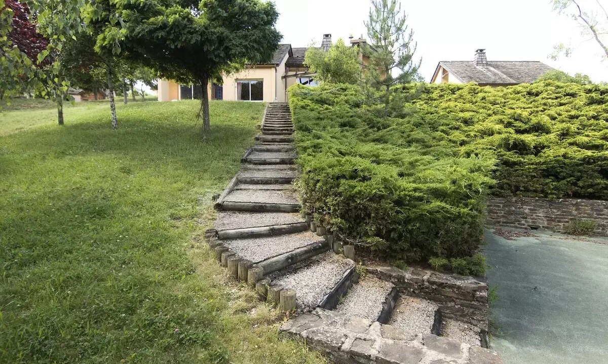 Photo of Outdoor in Mende