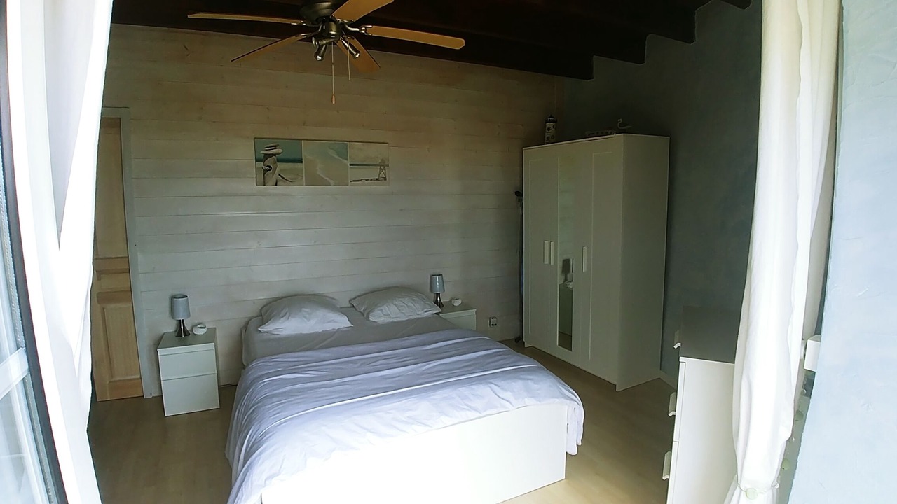 Photo of Bedroom in Hirel