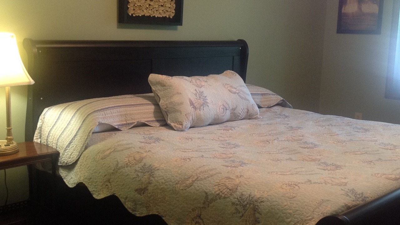 Photo of Bedroom in La Follette