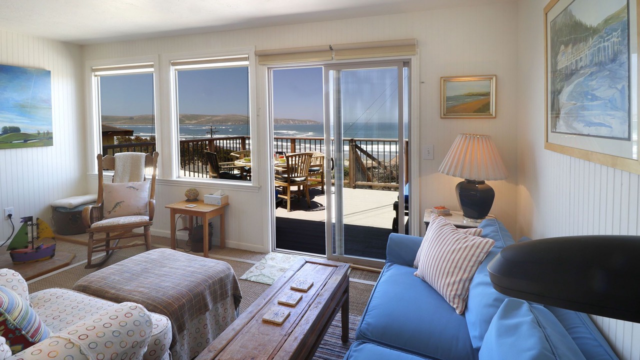 Photo of Livingroom in Dillon Beach