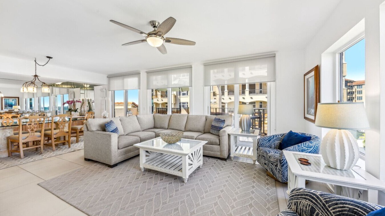 Photo of Livingroom in Fernandina Beach