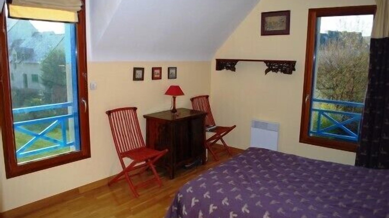 Photo of Bedroom in Rotheneuf-Le Pont
