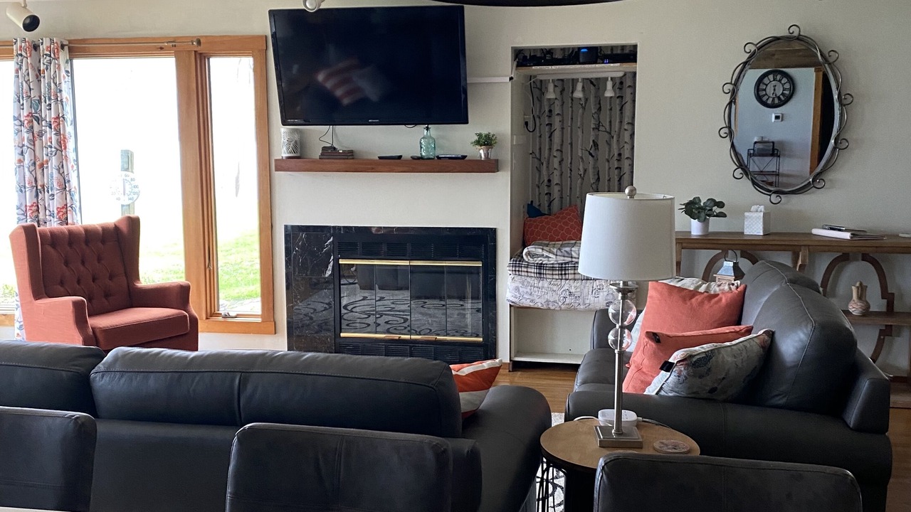 Photo of Livingroom in Brewerton