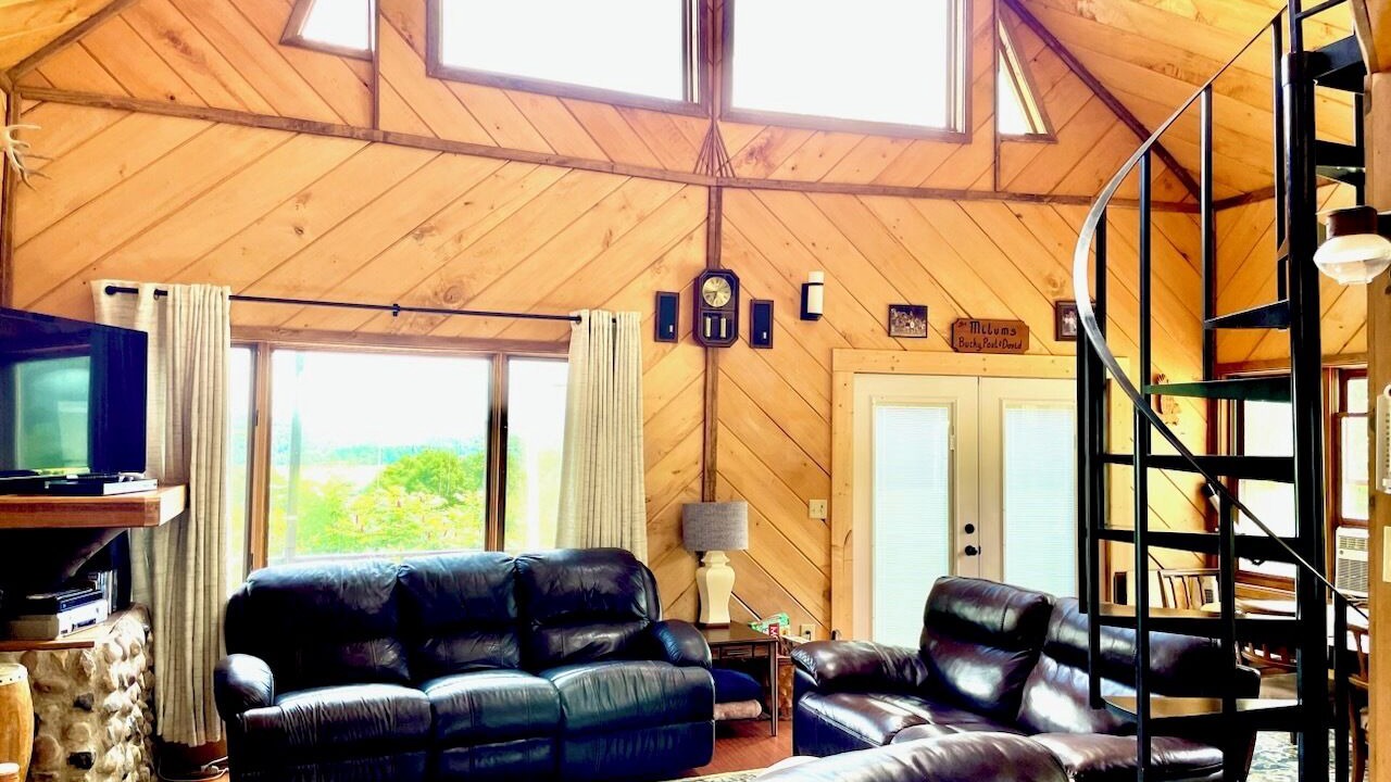 Photo of Livingroom in New Woodstock