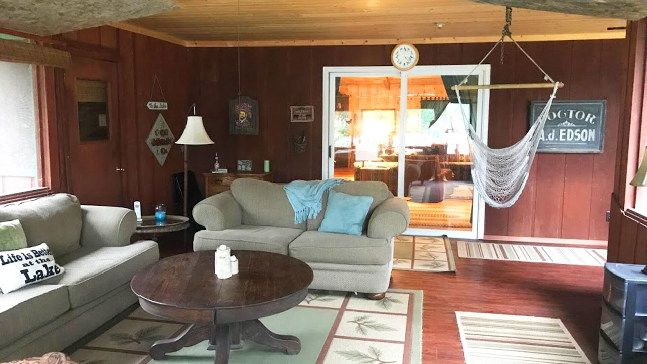 Photo of Livingroom in Minong